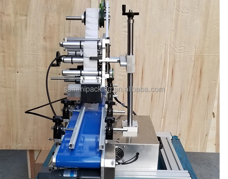 Otomatik Masaüstü Düz Yüzey Kutusu Şişe Kapağı Kendine yapışkan Etiketleme Makinesi Uygulayıcı