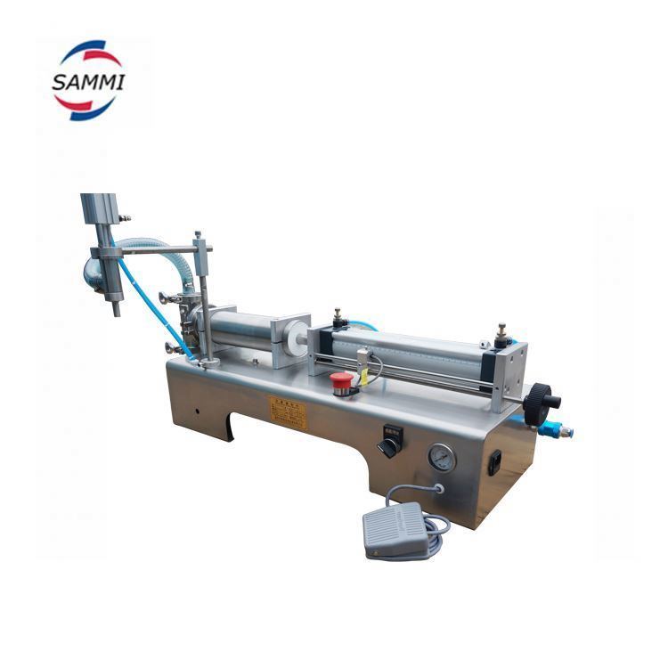 Yeni Pnömatik Sıvı ve Kimyasal Dolum Makinesi Yarı Otomatik Piston Hacimsel Dolgu Makinesi Su Yağ İçecekler İçin Kullanılmış Durumda