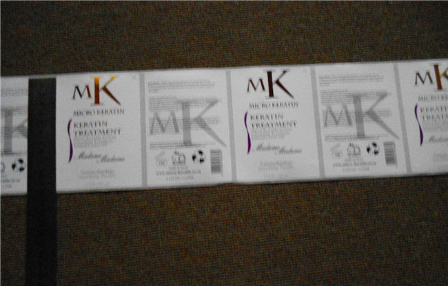 Yüksek Hassasiyetli Çift Taraflı Kozmetik Şarap Şişesi Etiketleme Makinesi, Yuvarlak Şişe için Ön ve Arka Yapışkan Etiket Uygulayıcı