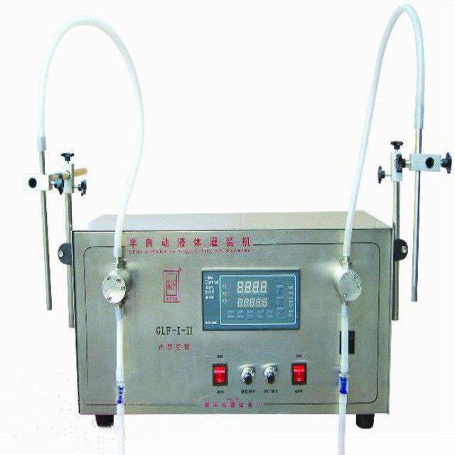 GLF-I-II Dişli Pompalı Zeytinyağı Şişeleme Makinesi Çift Kafalı Sıvı Dolum Makinesi, Yağ Dolum Makinesi (3-3000ml)