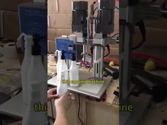 Plastik sis tetikleyicisi için yarı otomatik püskürtme şişe kapağı makinesi